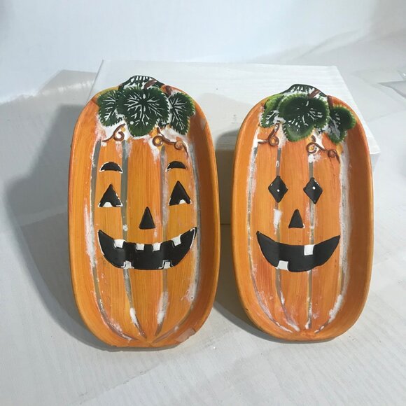 Halloween Pumpkin Decorative Trays Set of 2  Smiling Jack-O'-Lantern Design - Picture 1 of 7